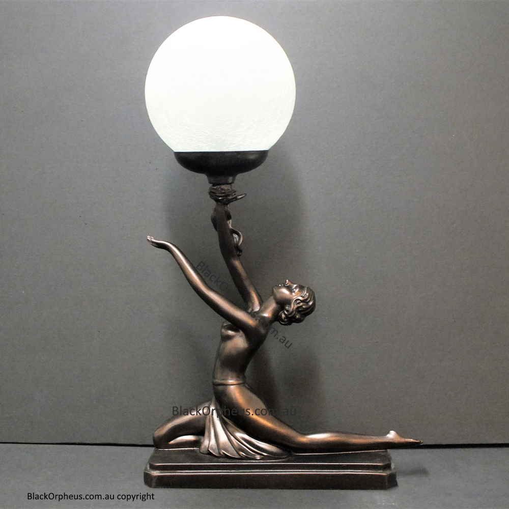 Art Deco Kneeling Lady Lamp – view 2