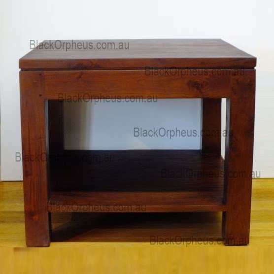 Small Coffee/Lamp Table