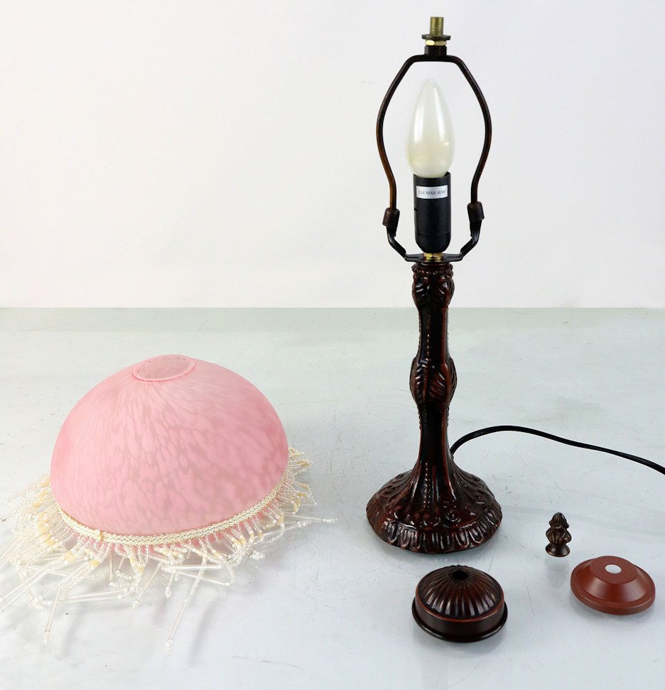 Victorian Beaded Lamp Pink – view 4